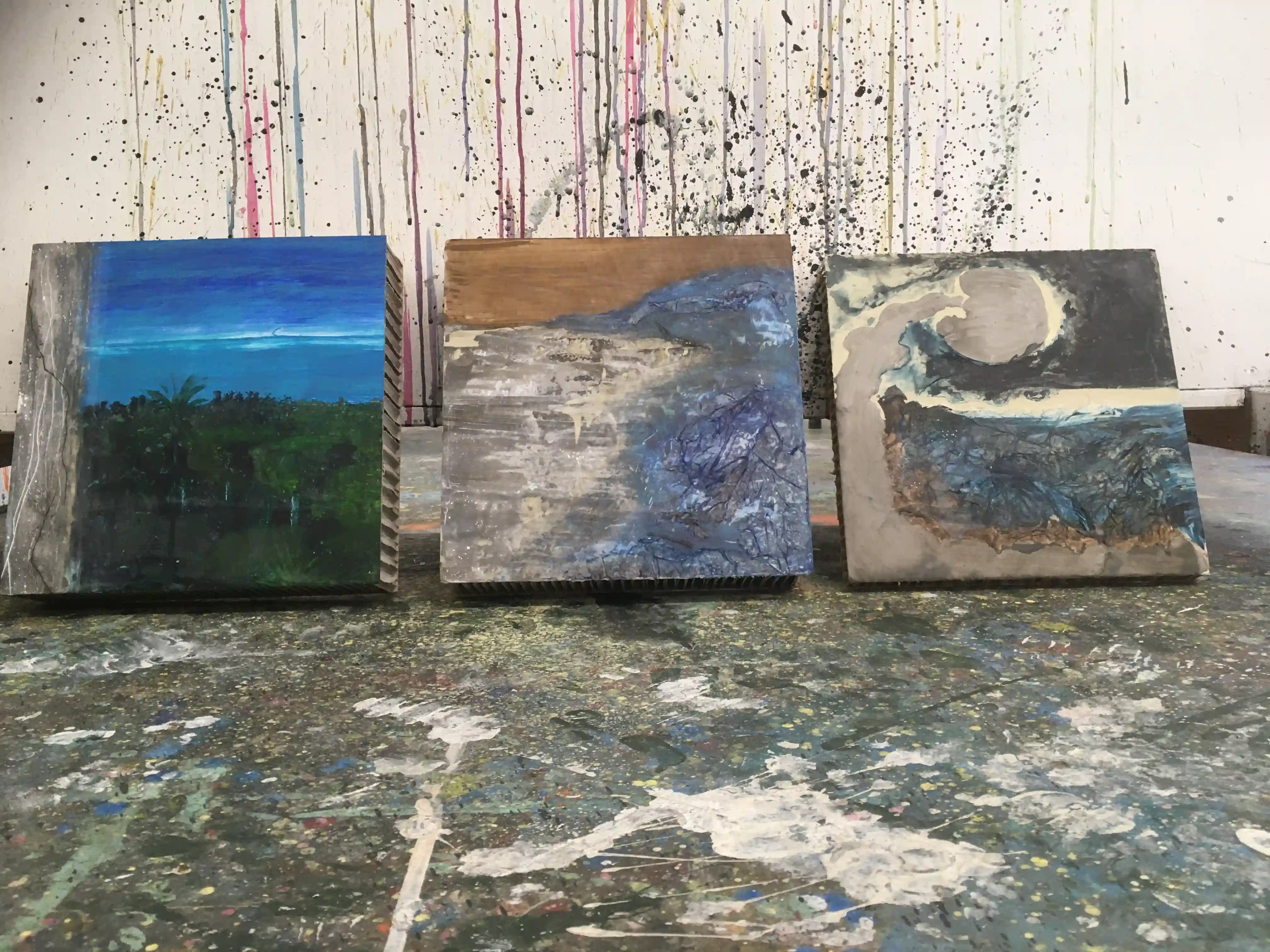Ausstellung eines Gemäldes auf der Werkbank im Expression-Atlier in Zofingen